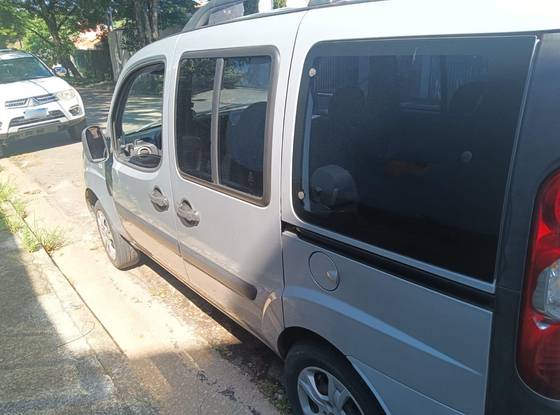 FIAT DOBLÒ 1.8 MPI ESSENCE 7L 16V FLEX 4P MANUAL FIAT DOBLÒ 1.8 MPI ESSENCE 7L 16V FLEX 4P MANUAL